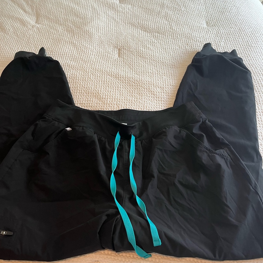 Figs Xl tall scrub bottoms